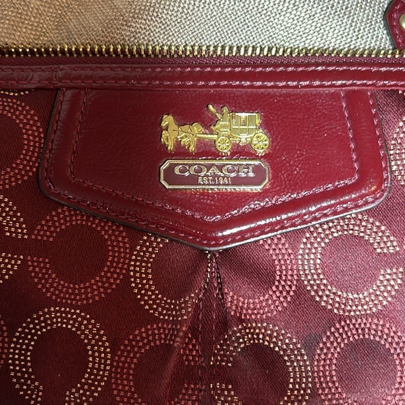 Coach Crimson Signature Madison Dotted Classic Canvas Wristlet EUC - Picture 2 of 11